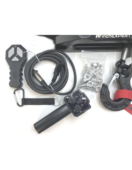 Treuil WinchExpert Xtrem 5907 Kg 12v IP68 corde