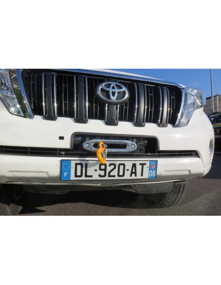 Support de treuil intégrée au pare-chocs d'origine pour Toyota KDJ150
