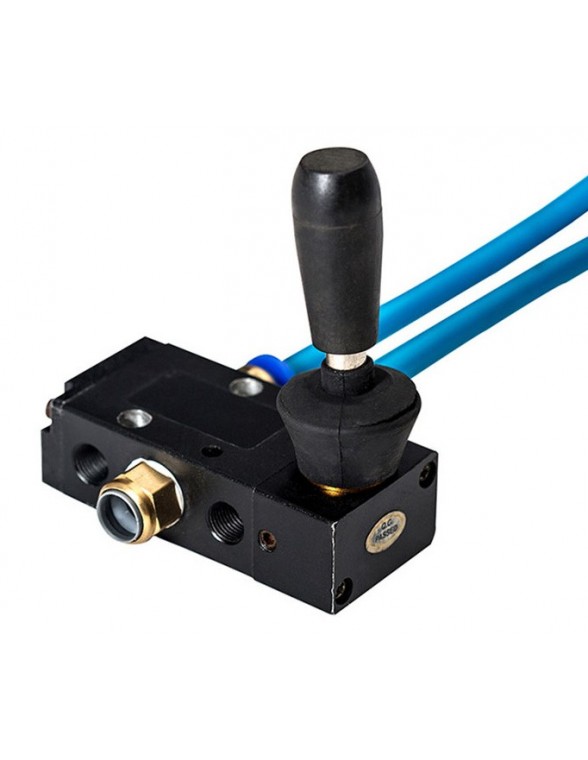 Le treuil de compétition Bi-Moteur de FROM